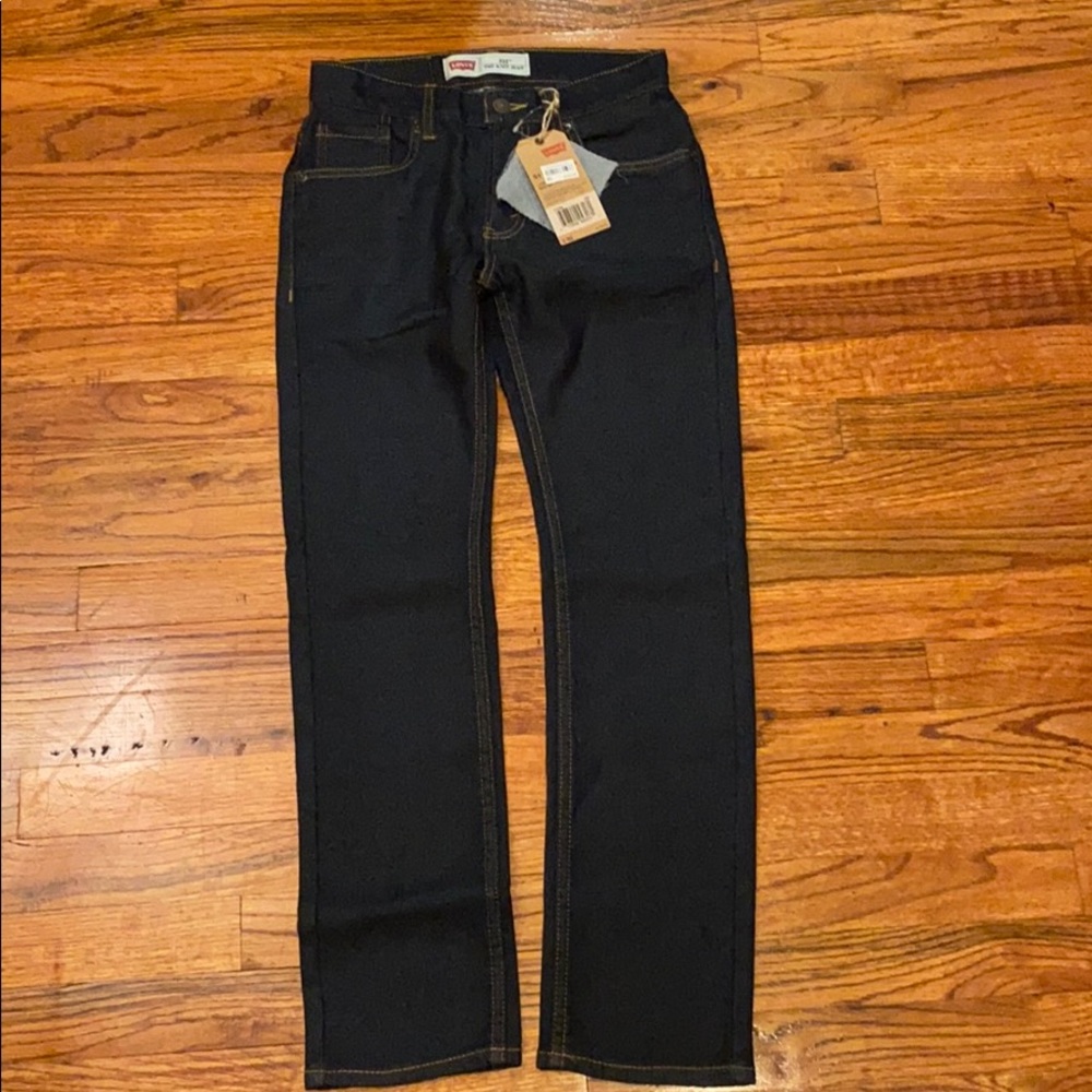 SALE NWT Levi’s knit denim jean
